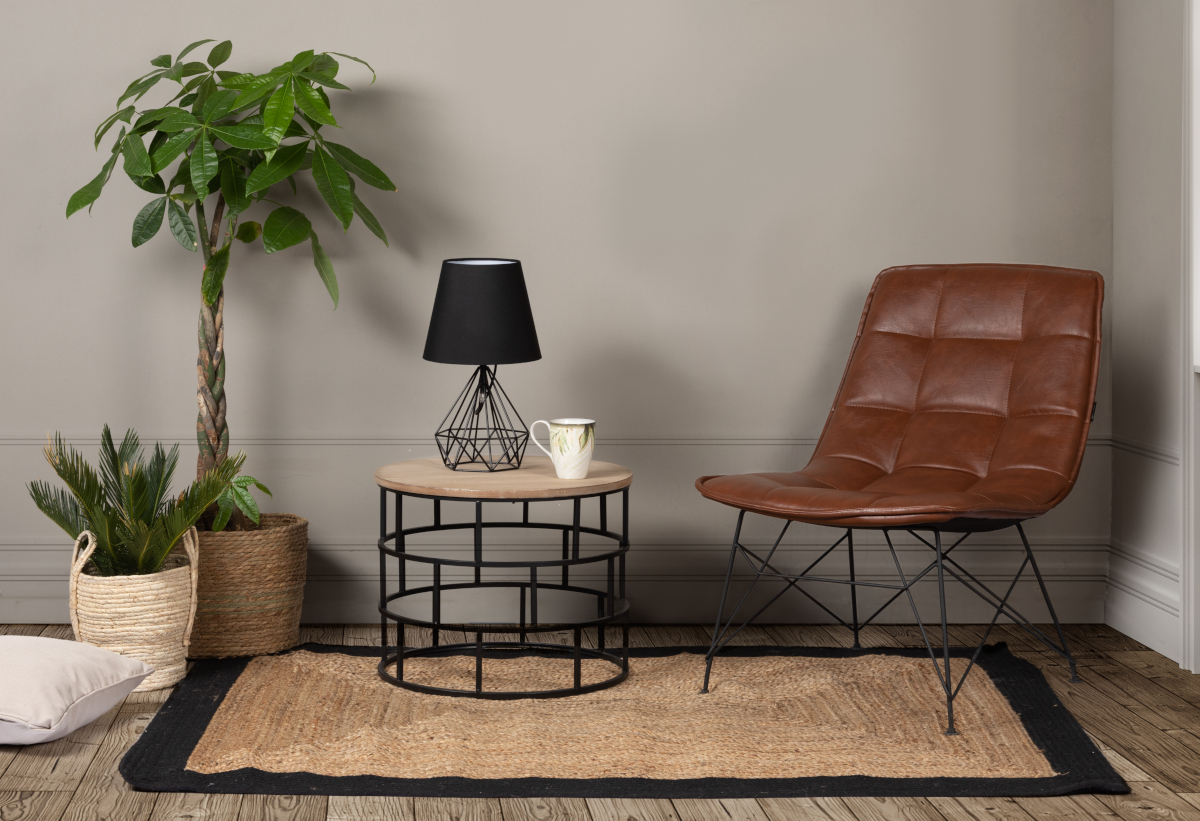  Η πολυθρόνα τοποθετημένη σε ένα σαλόνι